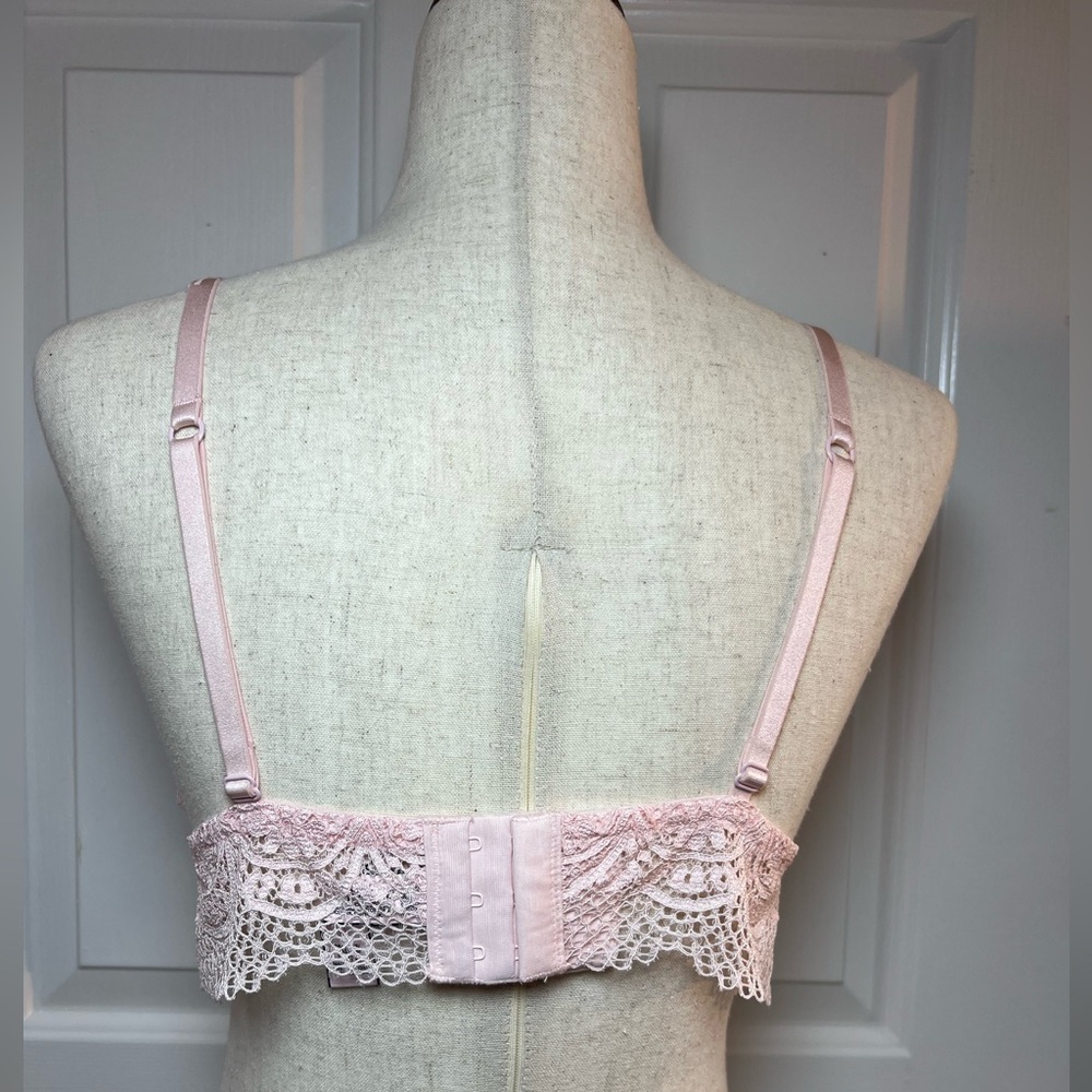VICTORIA'S SECRET Sexy Strappy
CROCHET Lace Bralette Bra Pink Size XL - Picture 3 of 7